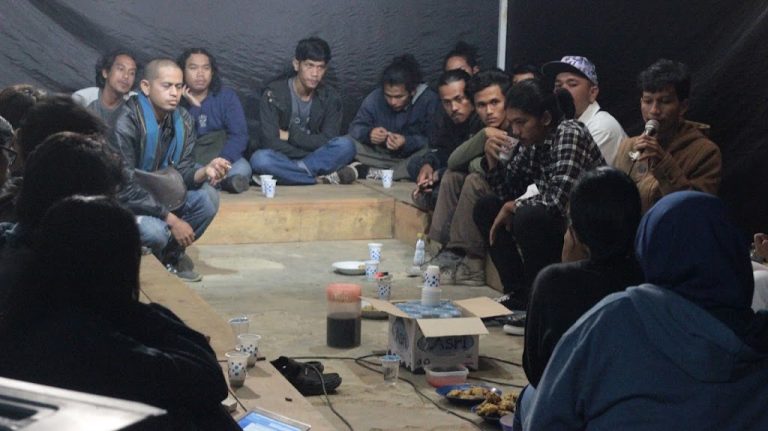 Pertemuan Komunitas Seni Anak Muda Sumatra Barat (Catatan Lokakarya: Kota dan Seni Anak Muda)